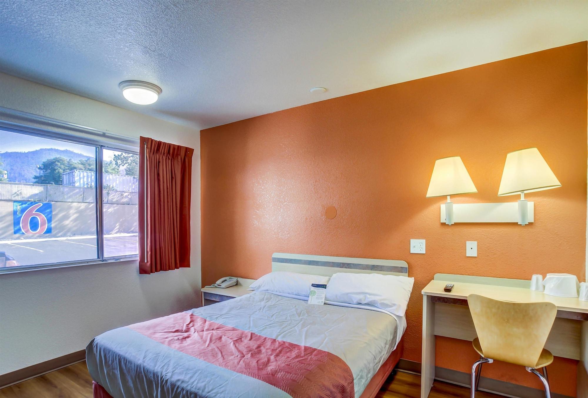 Motel 6-Grants Pass, Or Экстерьер фото