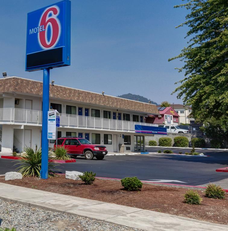 Motel 6-Grants Pass, Or Экстерьер фото