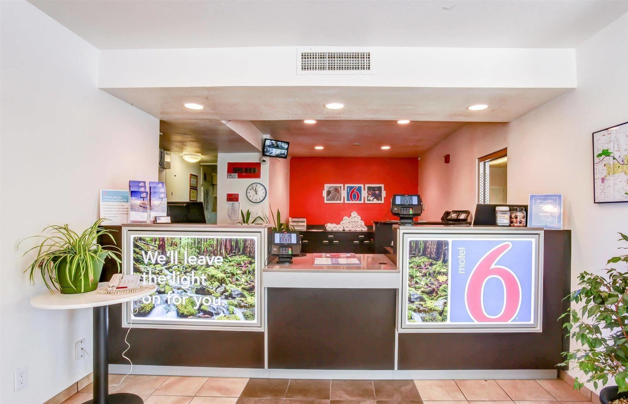 Motel 6-Grants Pass, Or Экстерьер фото
