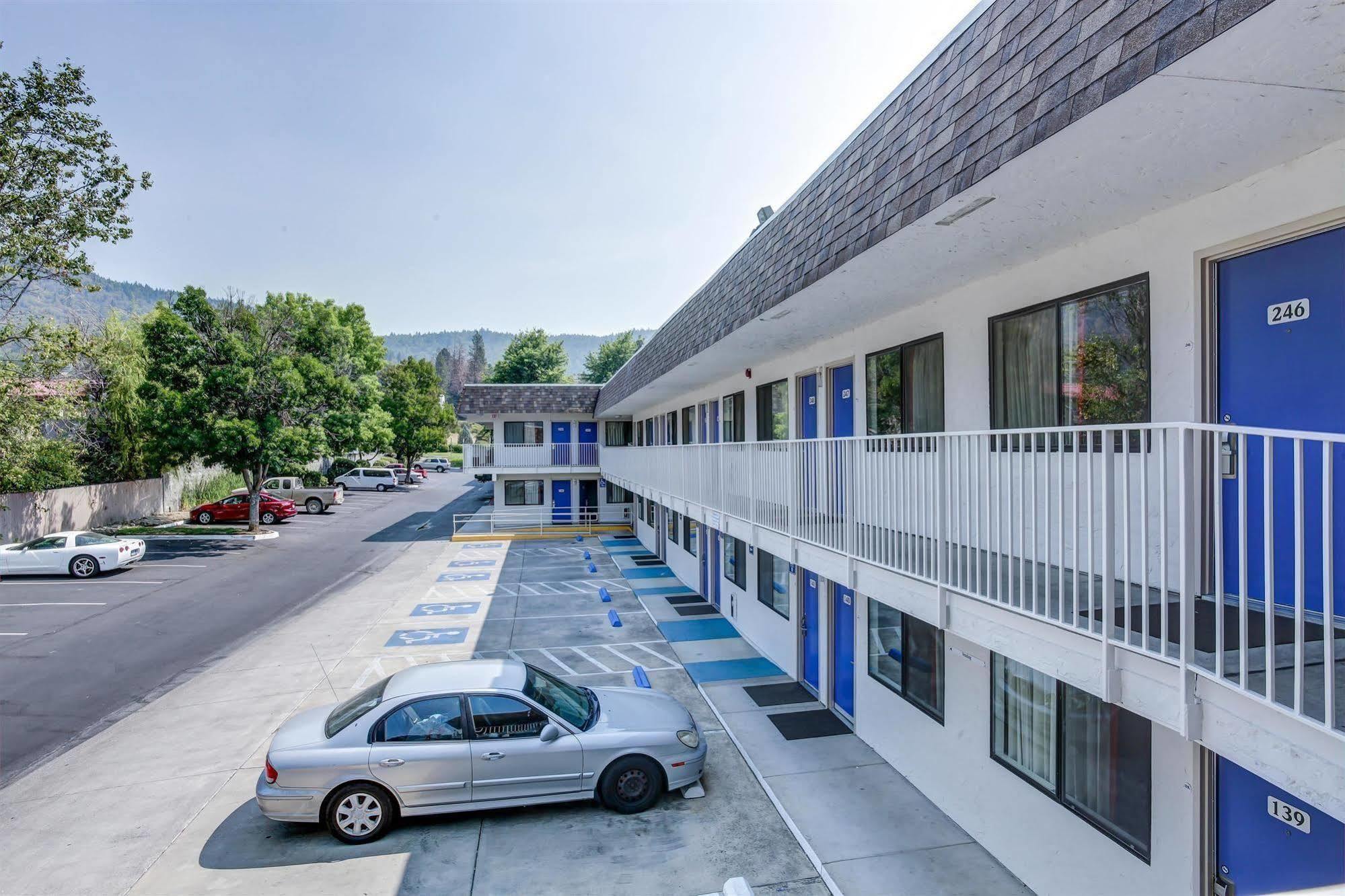 Motel 6-Grants Pass, Or Экстерьер фото
